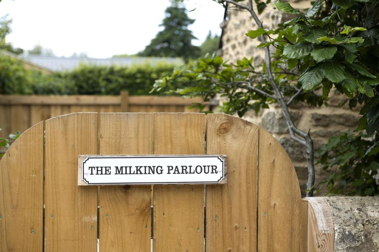 マルムズベリー The Milking Parlourヴィラ エクステリア 写真